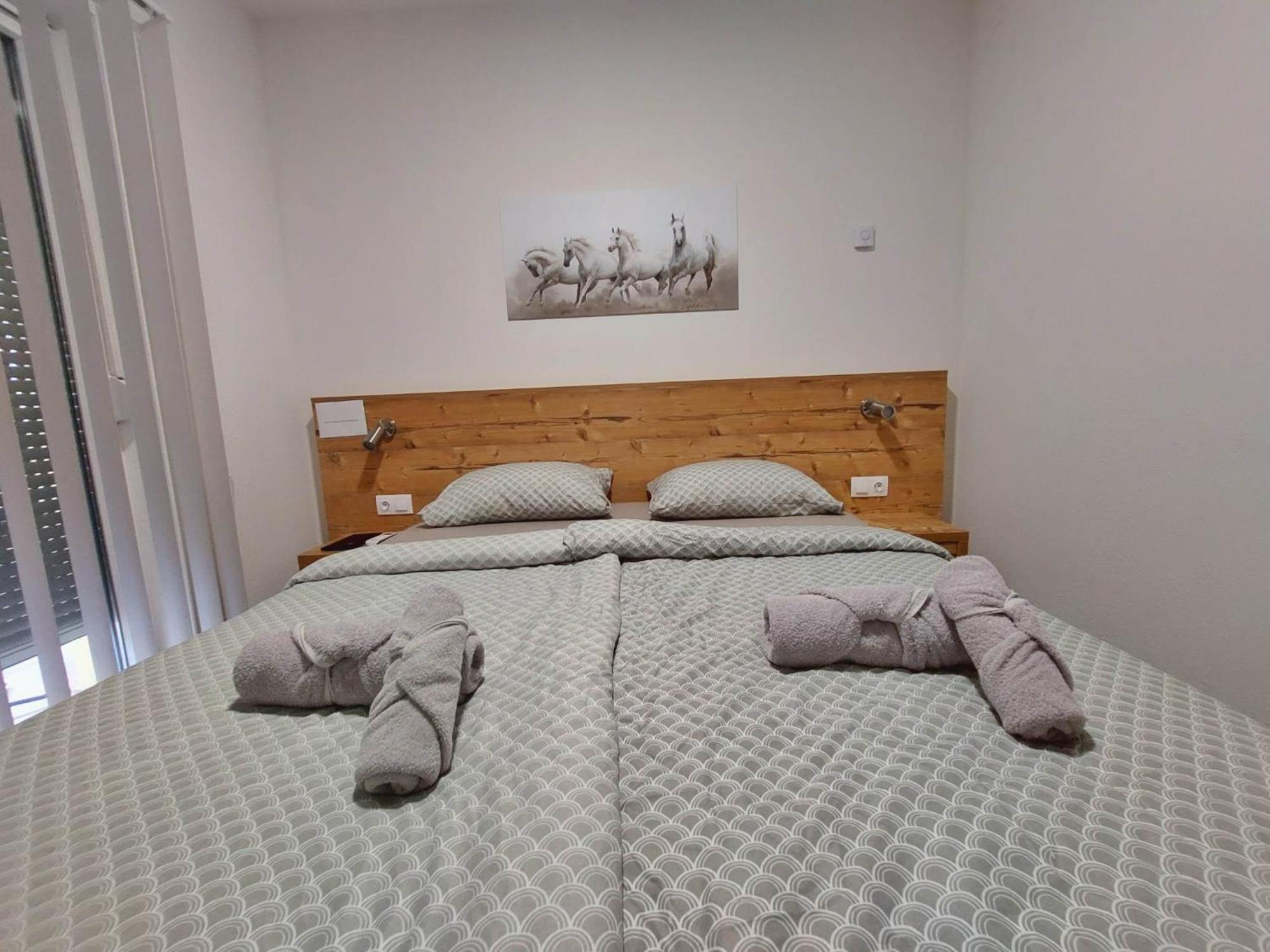 Gold Apartmani Kozarac Экстерьер фото